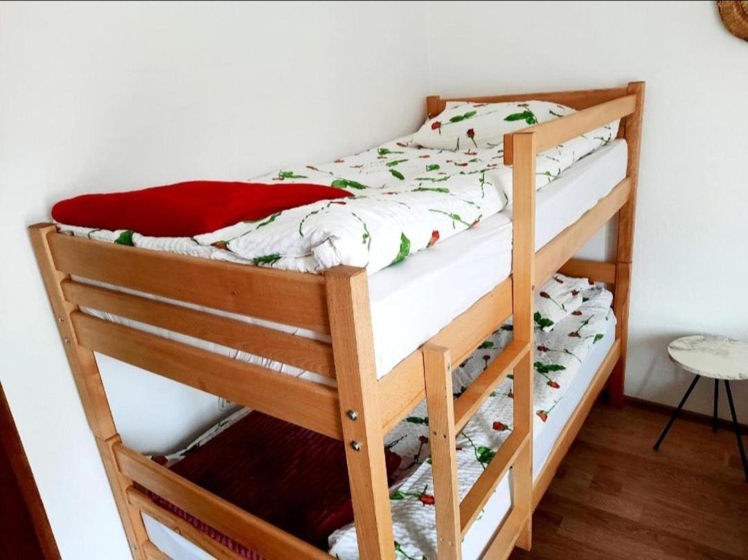 Bus Station Hostel Печ Экстерьер фото